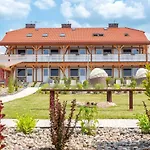 Zlociste Zacisze Отель типа 